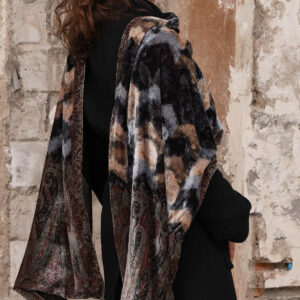 Luxurious Aura - Wool & Velvet